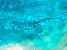 Load image into Gallery viewer, Falling